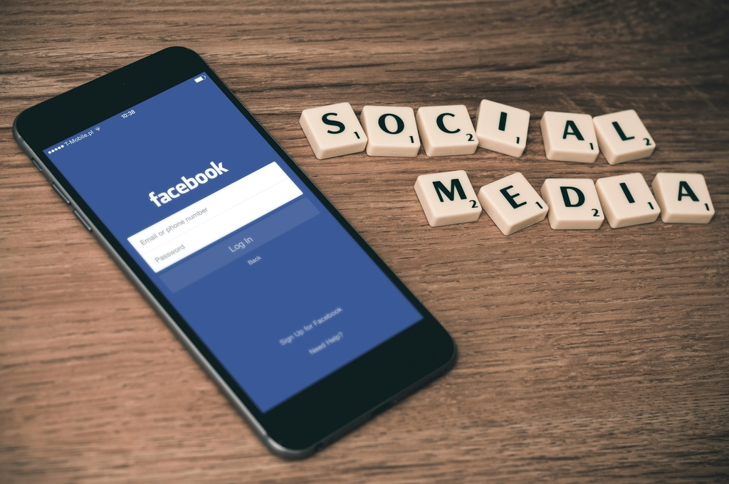 Are Facebook Ads Pay Per Click?
