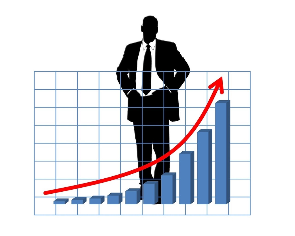How Digital Marketing Helps Businesses Grow