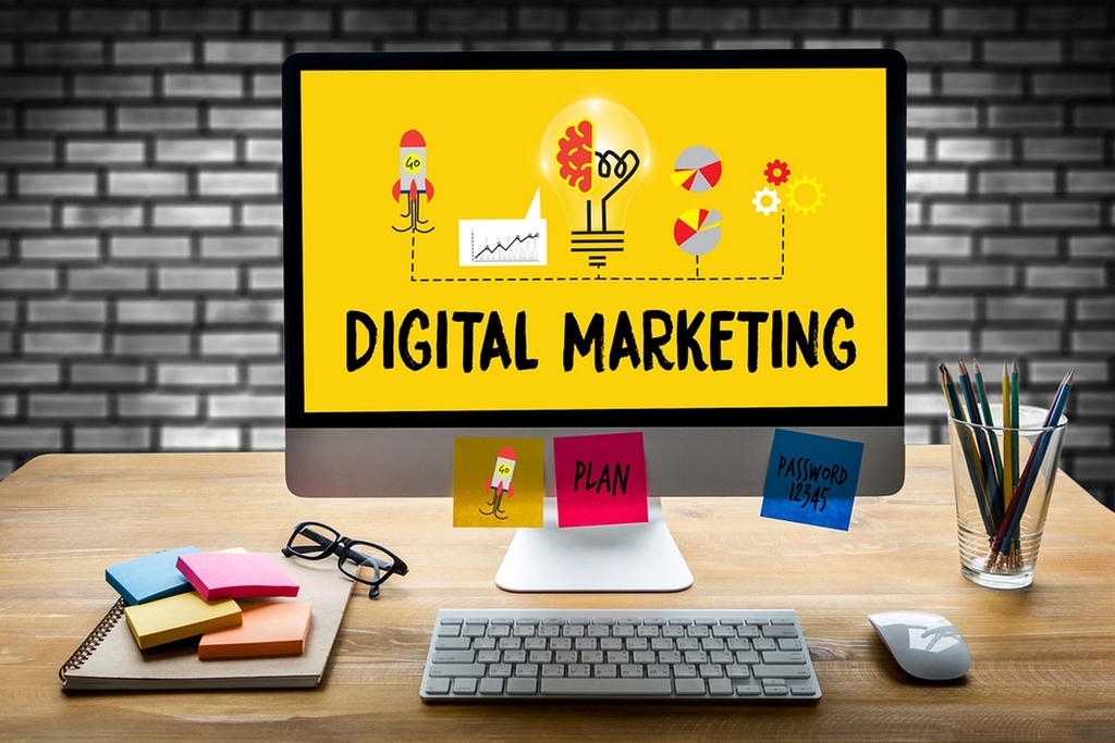 How can small businesses benefit from personalised digital marketing services?