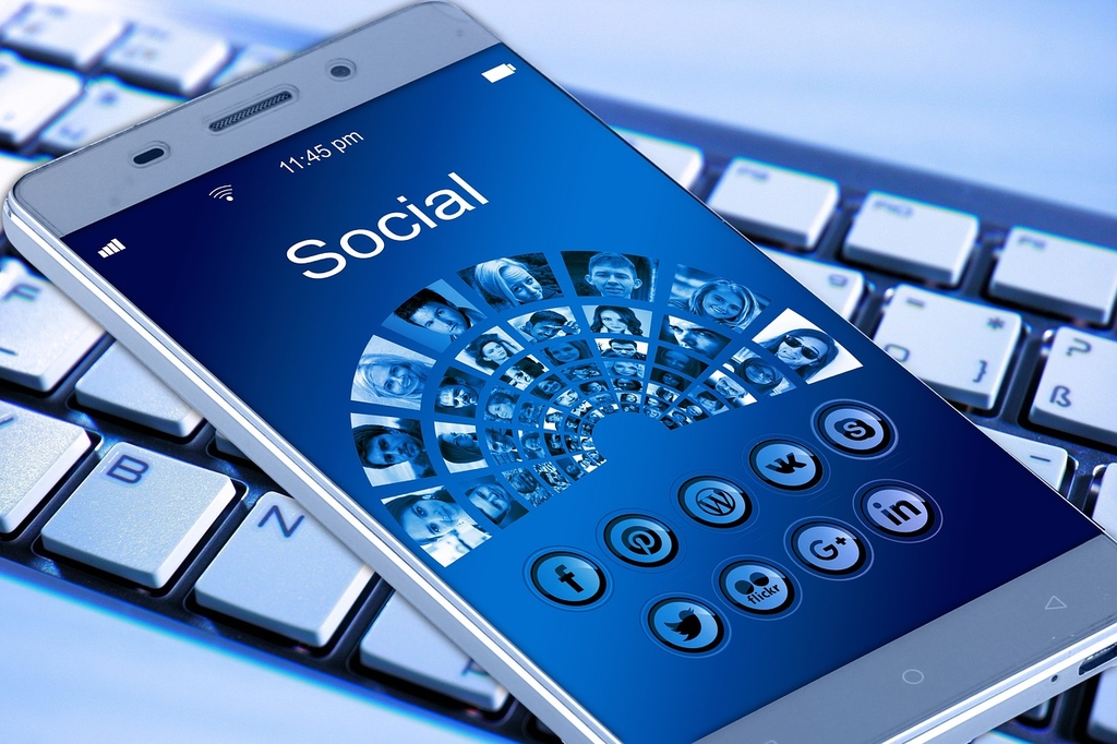 The Role of Social Media in Supporting Local SEO Efforts