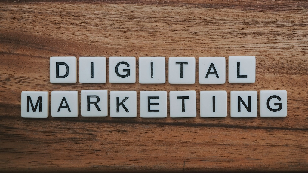 What are the benefits of integrating SEO with other digital marketing strategies?