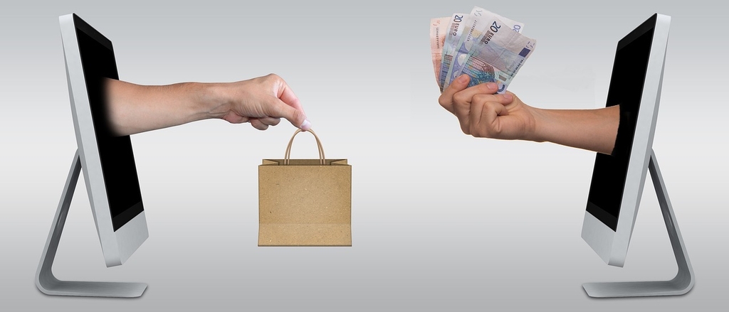 How does SEO differ for Shopify stores compared to other platforms?