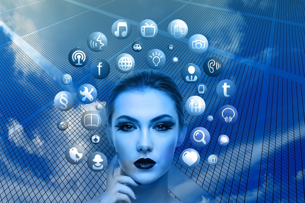 How can social media ads complement your PPC strategy?