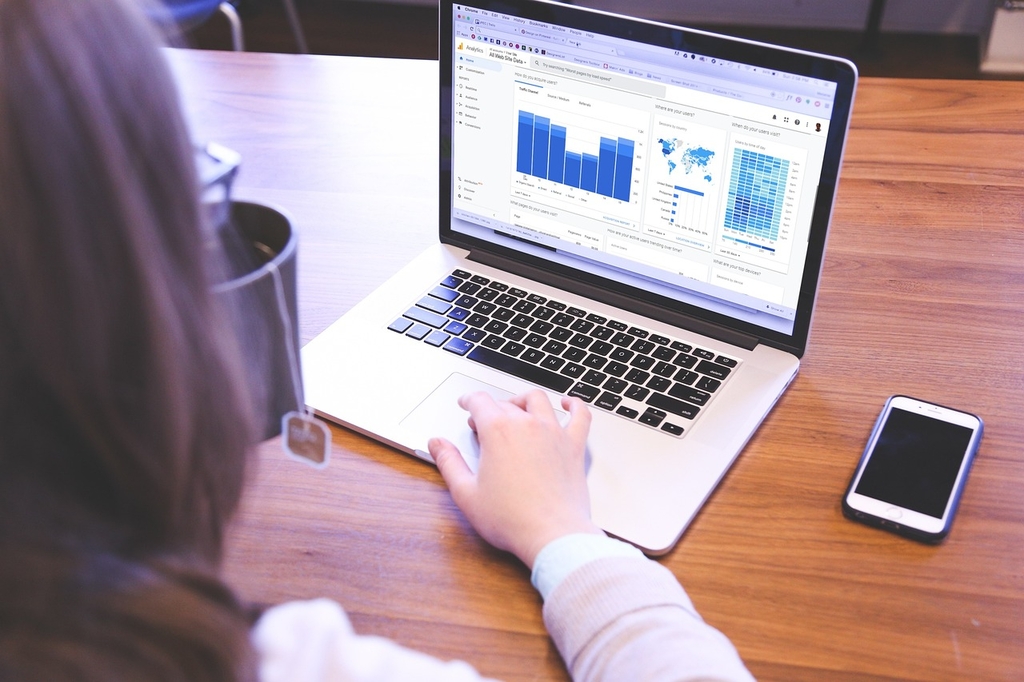 Tracking Local SEO Performance with Free Tools in 2024