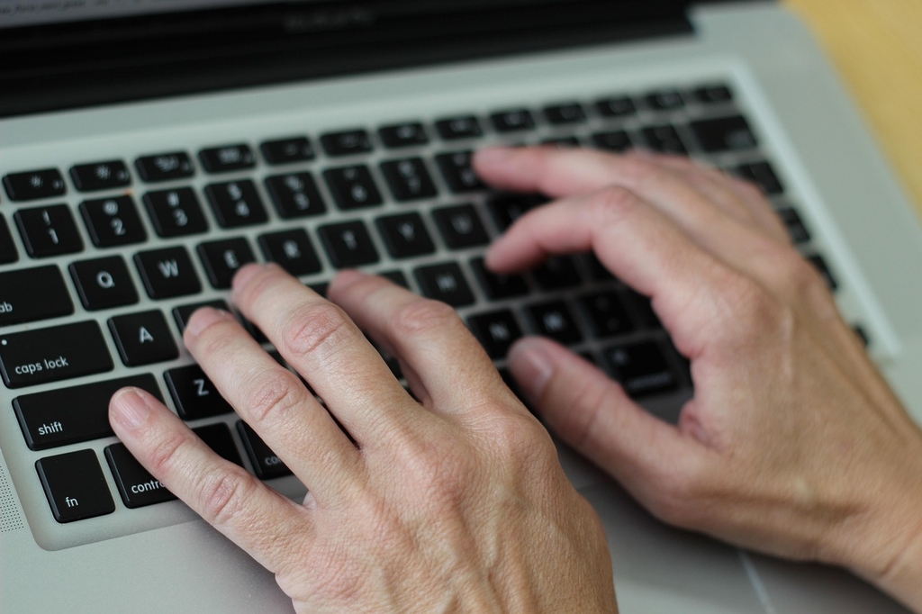 Content Refreshing Strategy: When to Update, Merge, or Delete Old Posts