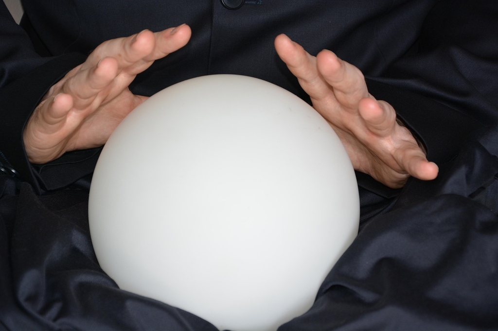 Predictive SEO: Forecasting Trends Before They Go Viral