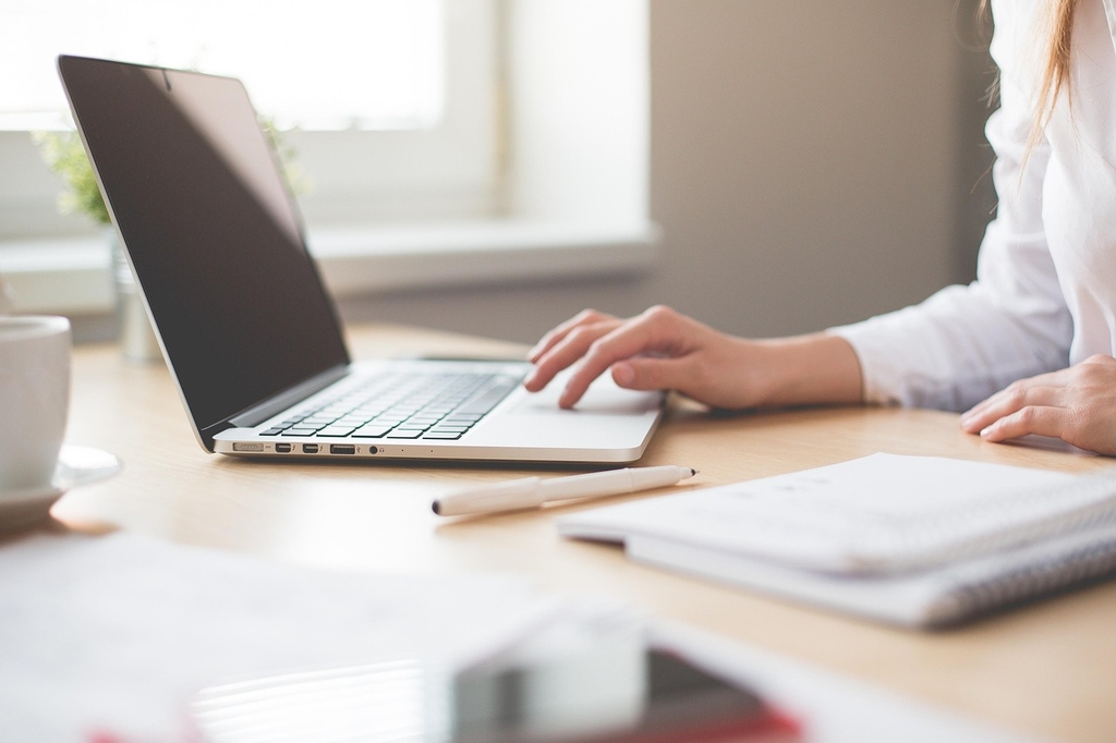 AI Content vs Human Content: What Works Better?