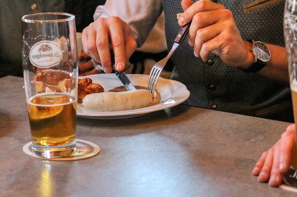 Hospitality SEO Tips: Rank Your Restaurant or Hotel